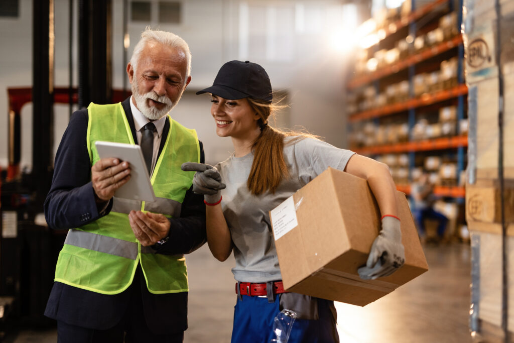 Warehouse pricing structure for logistics services